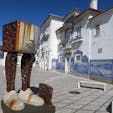 アベイロの町はタイル装飾のアズレージョが施された駅が有名です。
ポルトガル
