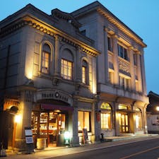 美しい夜の川越。18時の鐘が鳴ると速攻で店が閉まる。