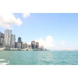 これも香港🇭🇰船に乗ったときの写真
綺麗でびっくりした😳