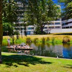 ニュージーランドのクライストチャーチ。国内2番目の規模を持つ都会でありながら、"ガーデンシティ"と称されるほどの豊かな自然を共存させ、時間がゆっくりと過ぎているような感覚になる。