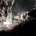 マレーシア ボルネオ島のグヌン•ムル国立公園内の巨大洞窟。