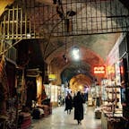 イラン、イスファハーンのマーケット
中東の雰囲気プンプン