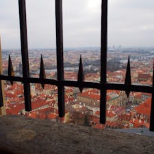 プラハ城からの一📷赤い屋根の街並み🏘だいすきな一枚💕