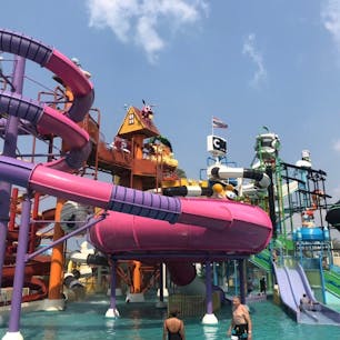 パタヤのカートゥンネットワークアマゾン🇹🇭