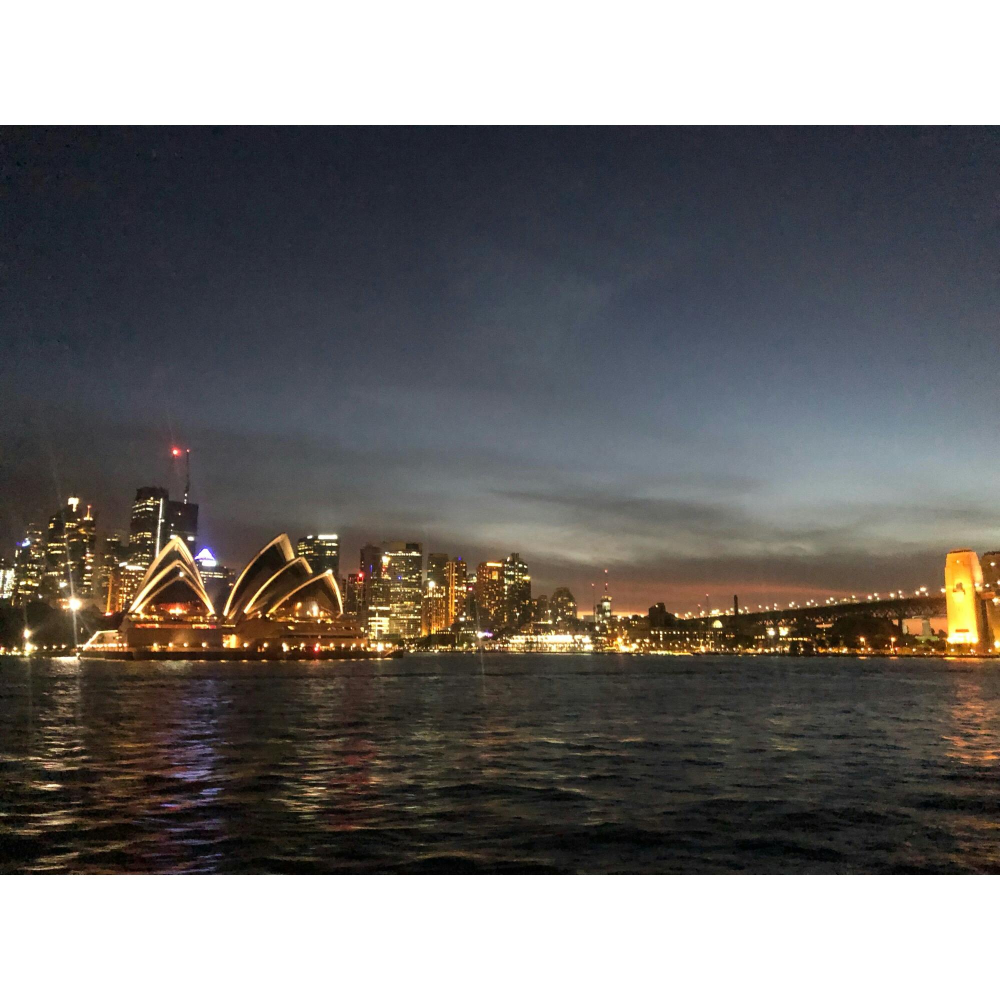 シドニー Sydney の投稿写真 感想 みどころ Sidny Australia Night C トリップノート シドニー Sydney の投稿写真 感想 みどころ Sidny Australia Night C トリップノート
