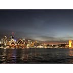 #sidny #Australia #🇦🇺

night cruising⛵️✨
