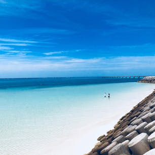 30.5.4
#下地島
#17ENDの浜
何もない白砂浜、何もいらない